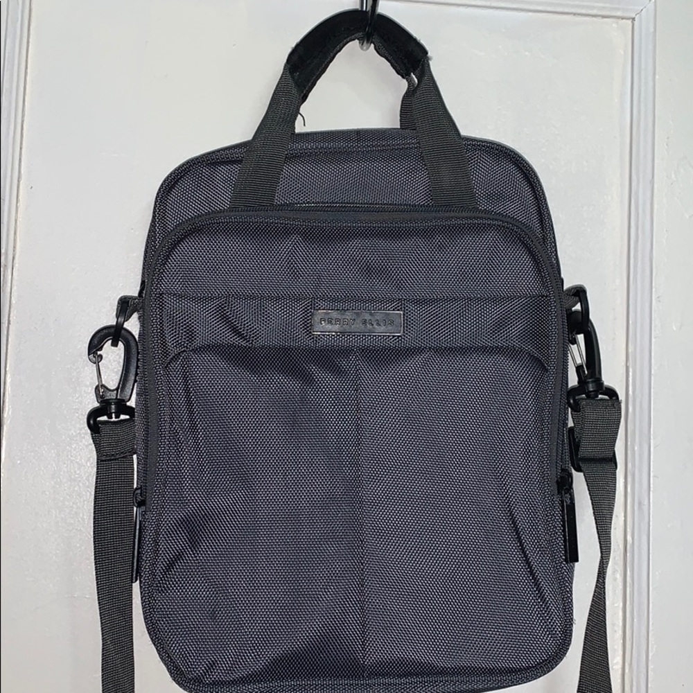 Men’s Perry Ellis Bag